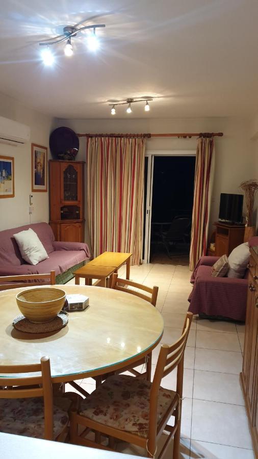 Sirena Sunrise Apartment 125 Paphos Bagian luar foto